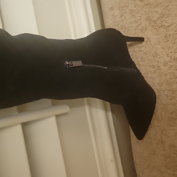 Jessica Simpson Blk knee high boots,super cute🔥 Size 6 - Picture 3 of 6